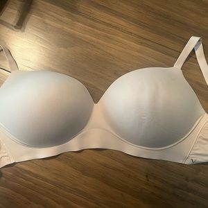 Victorias Secret Wireless-  42D